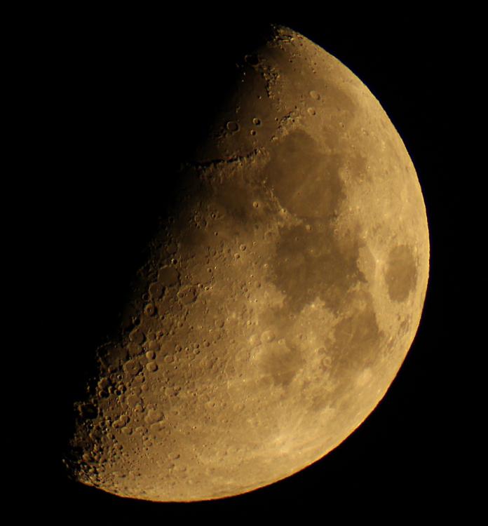 Луна Трабы 28.09.2017 21.00 исо400 1.50 выдержка32.jpg